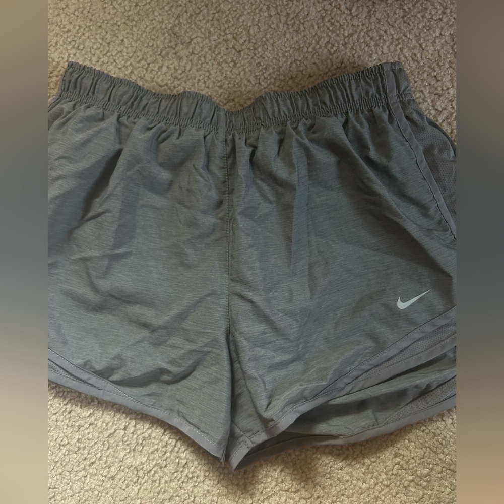 Nike dri fit grey heathered shorts